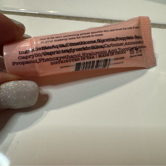 NWT SOPHIA + MABELLE
I Woke Up Like This - Skin primer - Picture 5 of 5